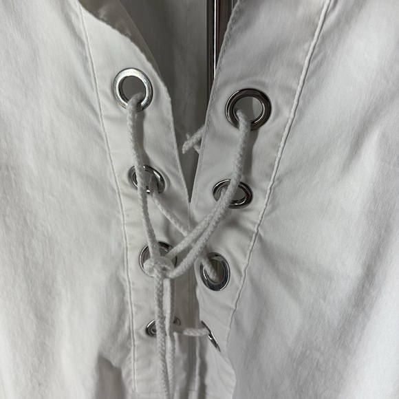 Chicos white tunic style top with lace up closure in front, NWOT, size 2. - Picture 3 of 7
